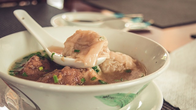 金针菇怎么做汤好吃，爆炒金针菇的正宗做法